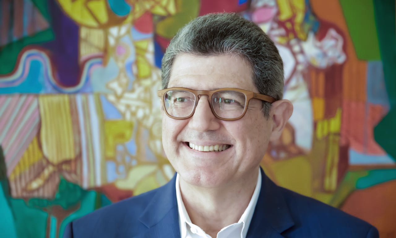 Portrait of a smiling Joaquim Levy