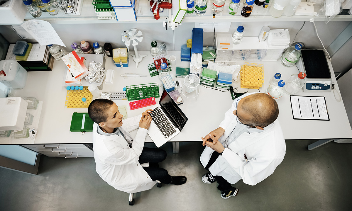 Life sciences lab scene