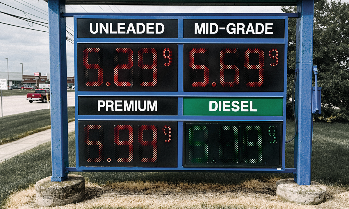Chesterfield, Michigan June 8th 2022: the price of gas reached a high record.